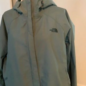 Woman’s Northface Jacket